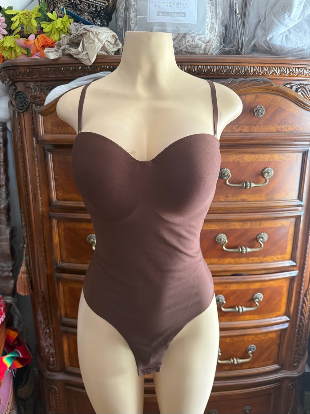 SKIMS Molded-Cup underwire Shaping Bodysuit - Brown